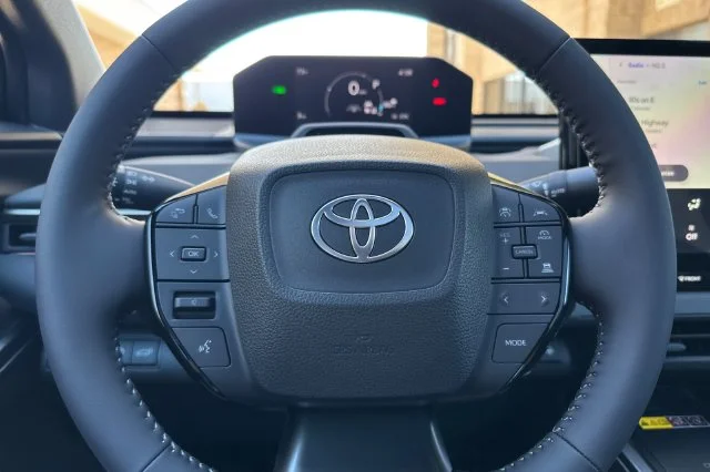 New 2026 Heavy Metal with Midnight Black Metallic roof <sup>1</sup> Toyota  Limited image 26