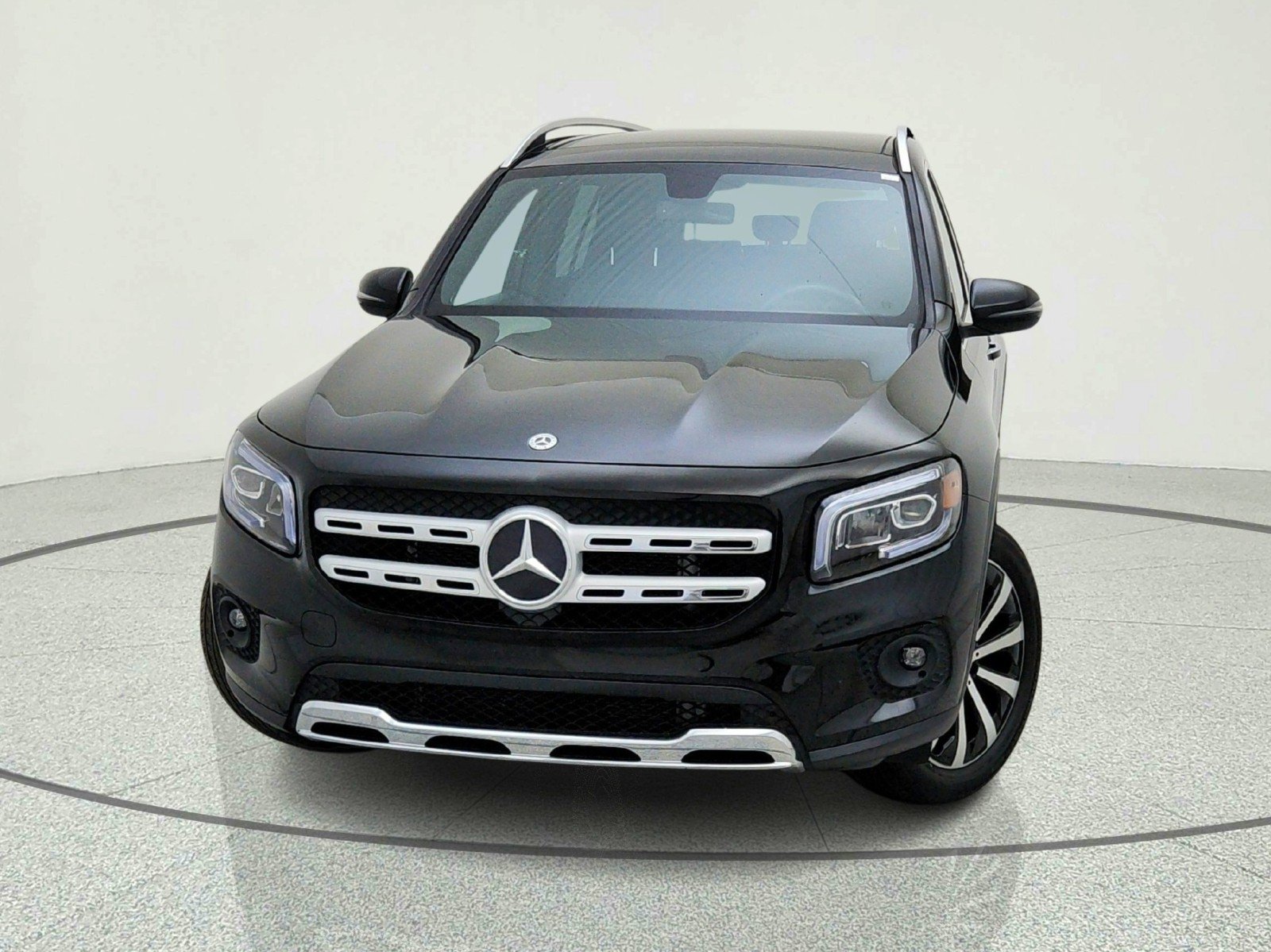 Certified Used 2023 Night Black Mercedes-Benz GLB 250 image 4