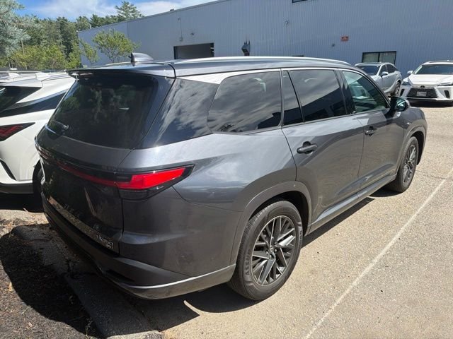 Used 2025  Lexus  image 4