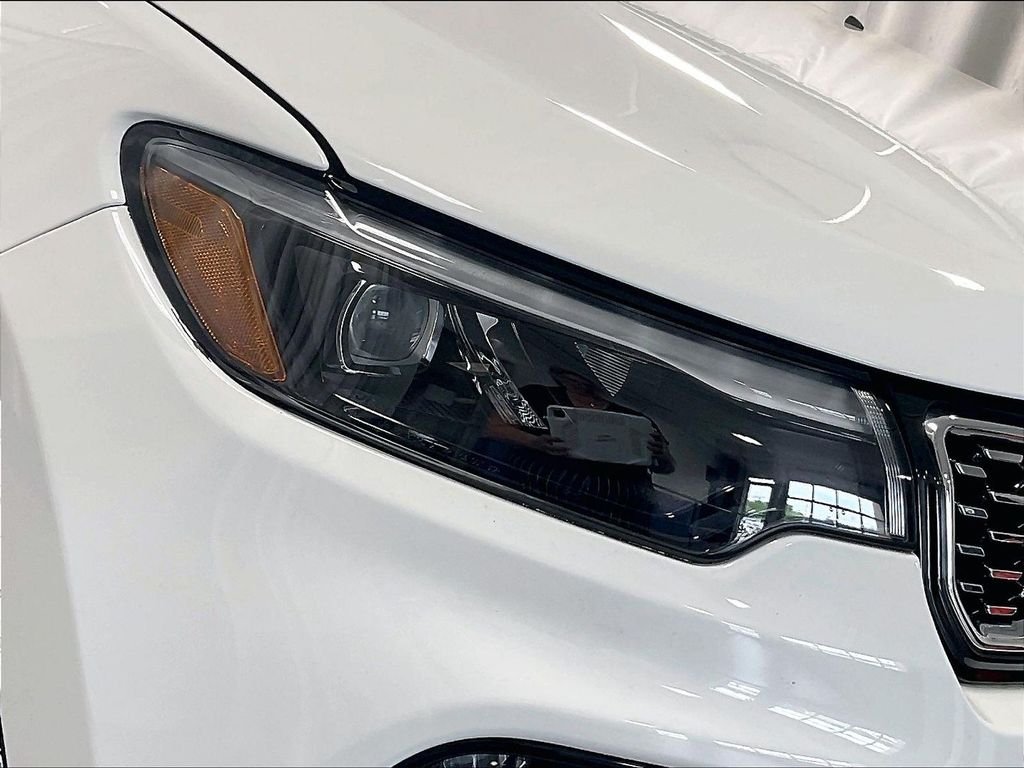 Used 2024 White Jeep Limited image 32