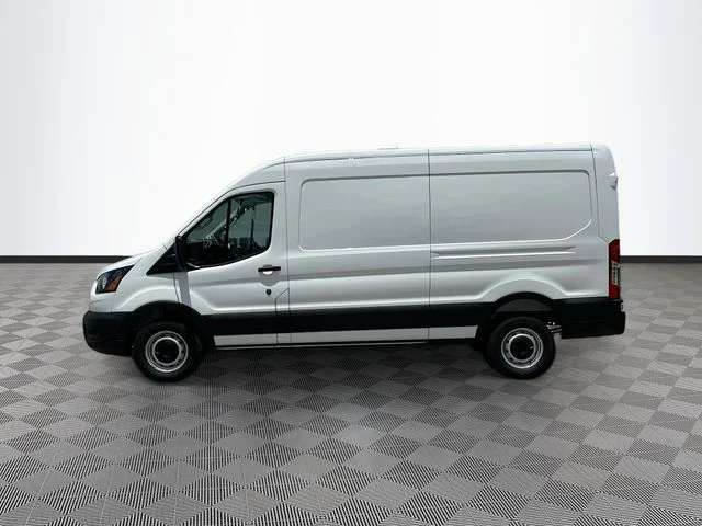 New 2026 Oxford White Ford Base image 3