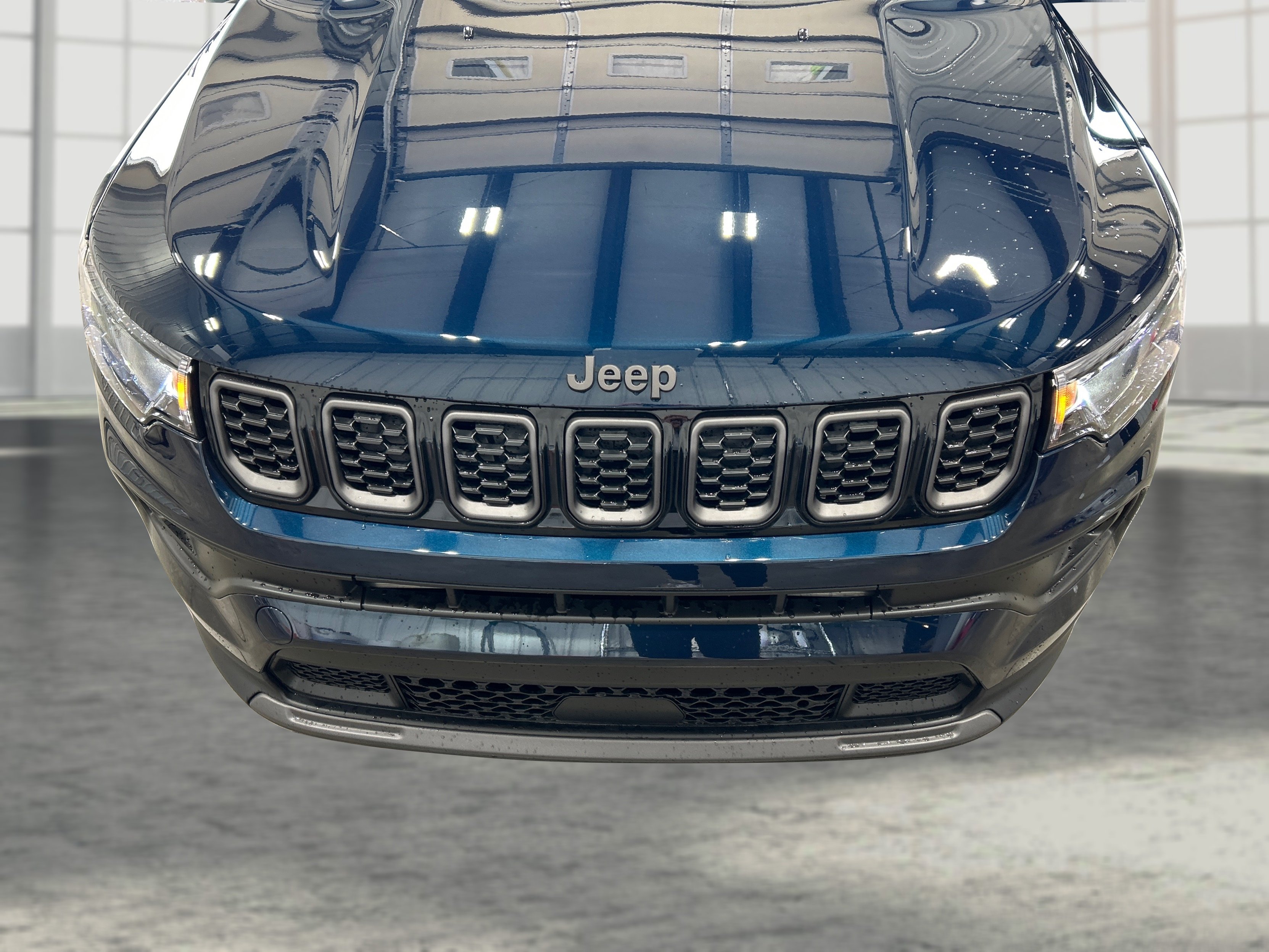 New 2026 Fathom Blue Pearl-Coat Exterior Paint Jeep Latitude image 20
