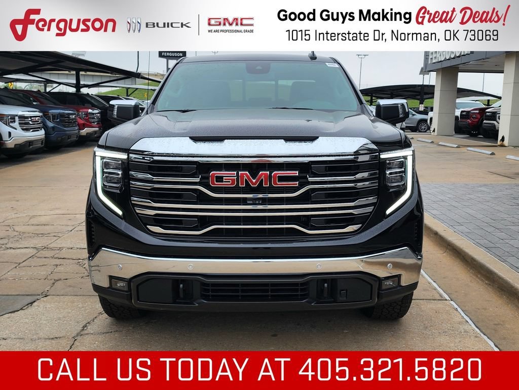 2026 GMC Sierra 1500 SLT - Photo 9