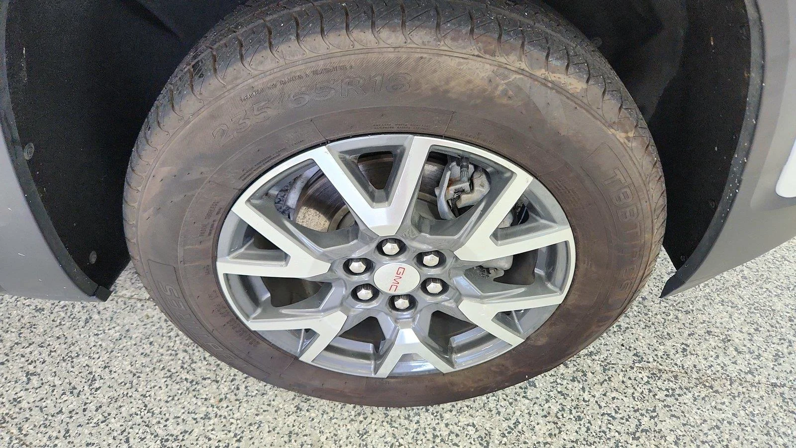Used 2022 Summit White GMC SLE image 31
