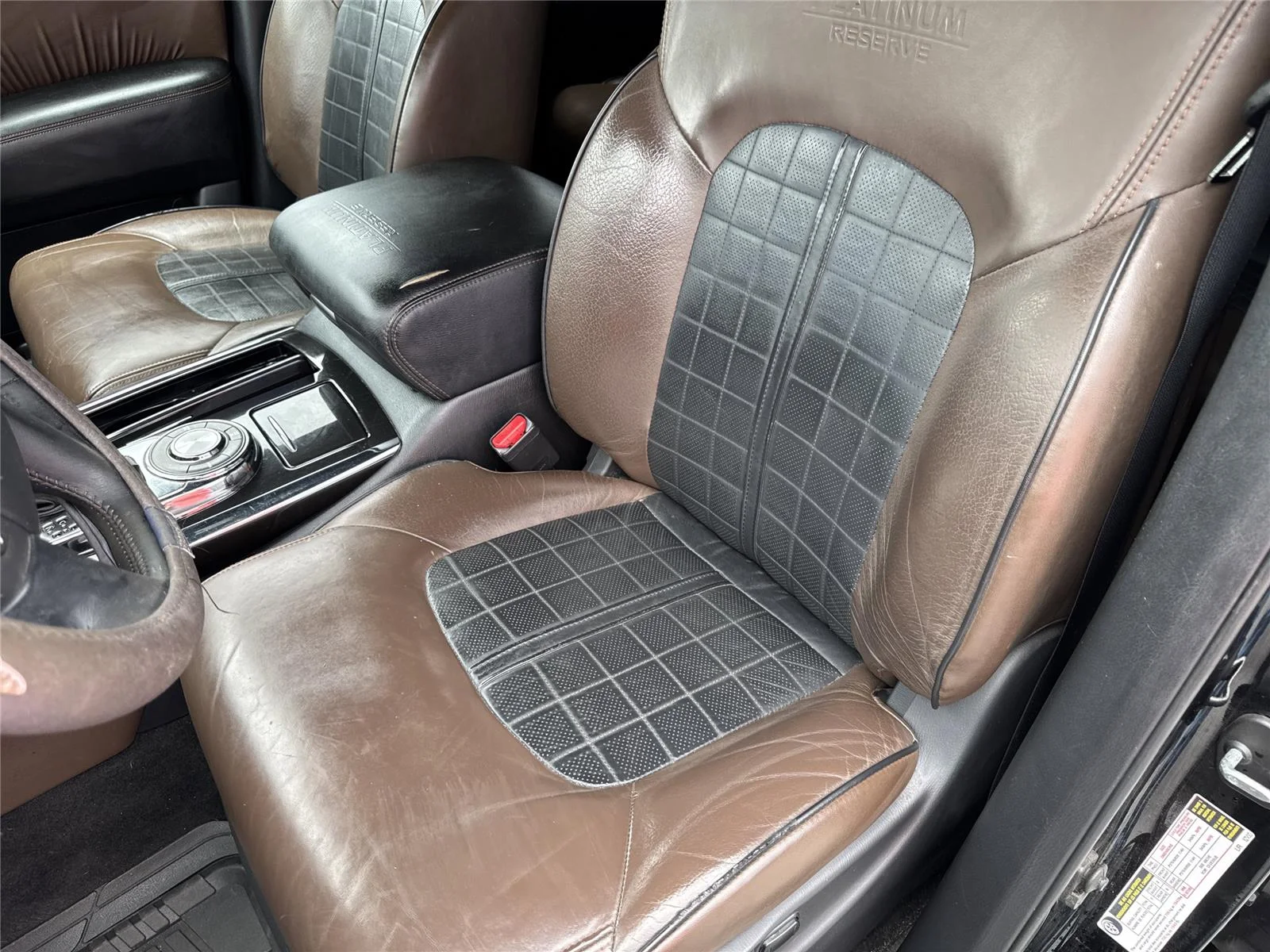 Used 2019 Super Black Nissan Platinum image 34