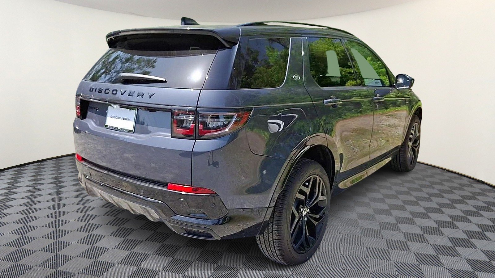 New 2026 Varesine Blue Metallic - 1EH Land Rover Landmark image 8