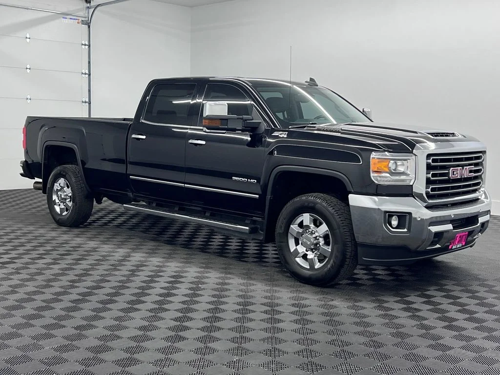 Used 2019 Onyx Black GMC SLT image 7