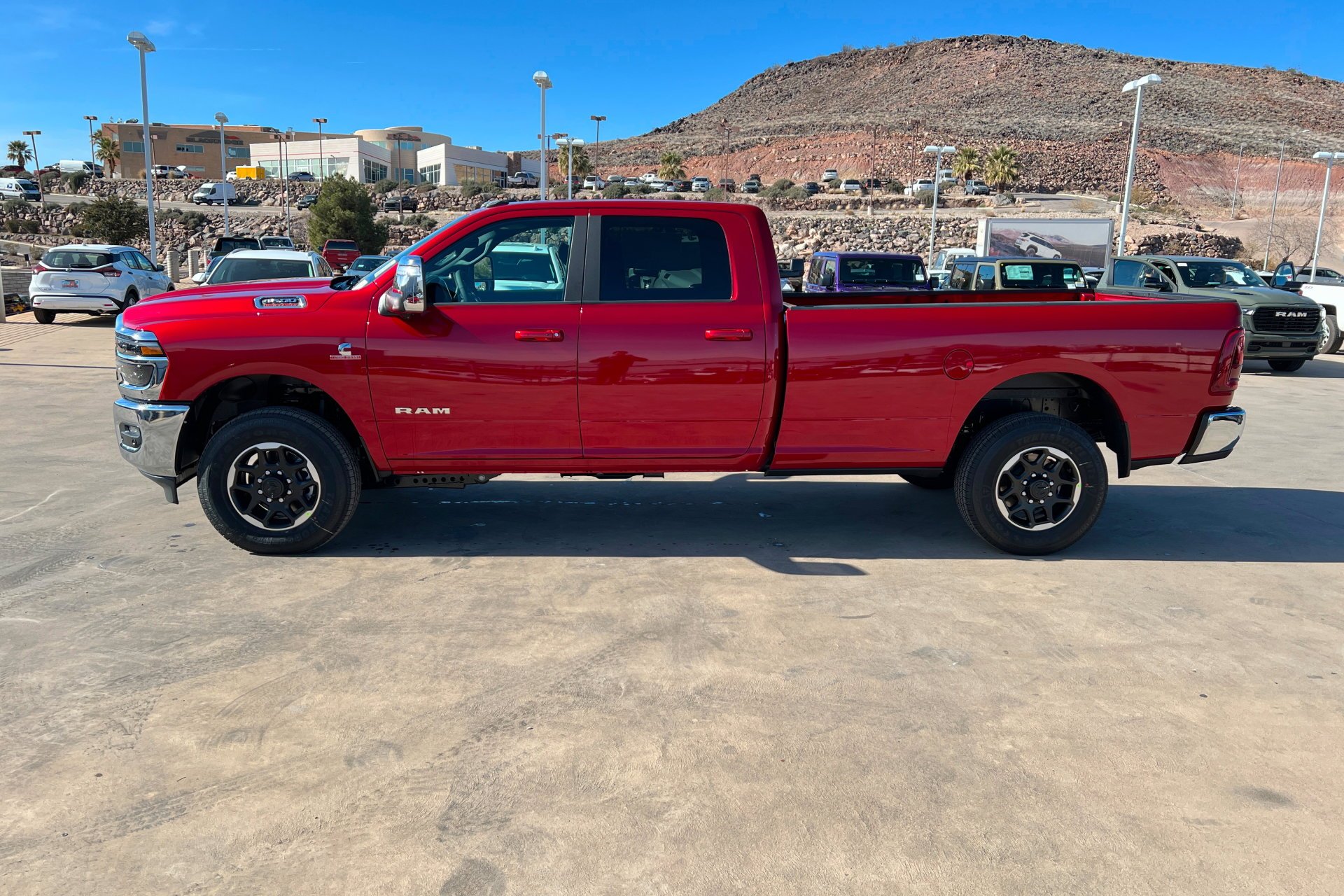 New 2026 Molten Red Pearl-Coat Exterior Paint RAM Laramie image 2