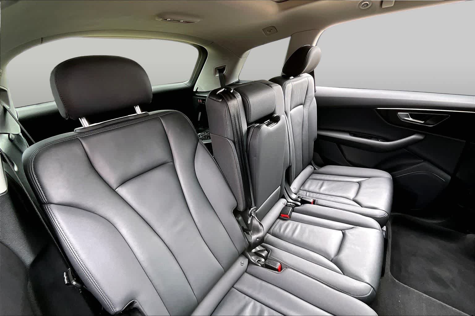 Used 2023 Mythos Black Metallic Audi Premium image 19