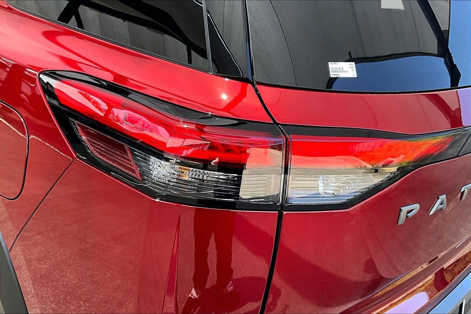 New 2026 Scarlet Ember Tintcoat Nissan Platinum image 12