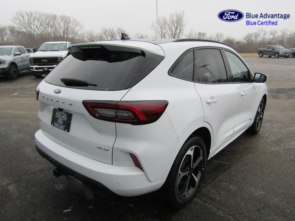 Certified Used 2023 Oxford White Ford ST-Line Select image 7