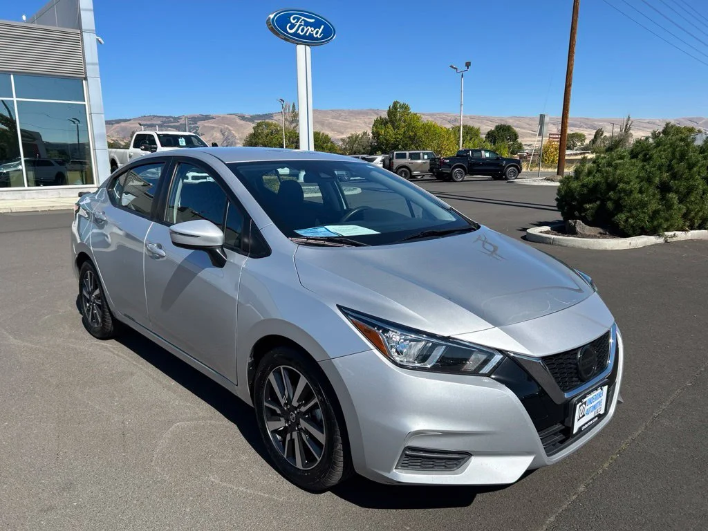 2021 Nissan Versa Sedan