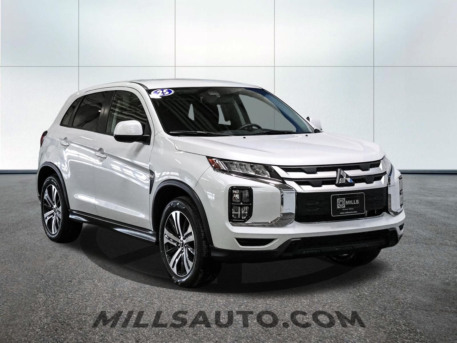 2025 Mitsubishi Outlander Sport ES - Photo 11