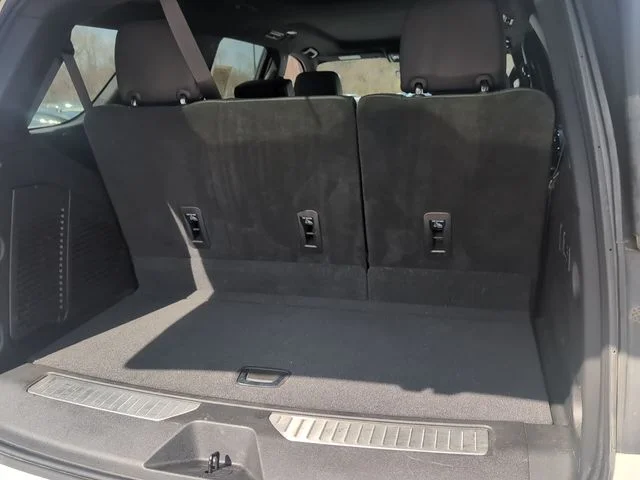 Used 2023 White Chevrolet Premier image 11