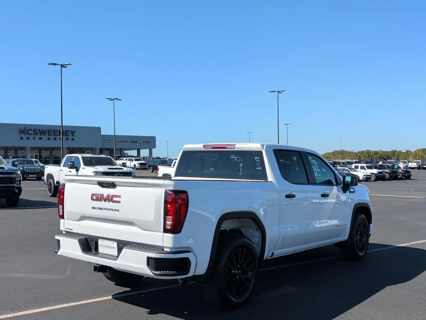 New 2026 Summit White GMC Pro image 5