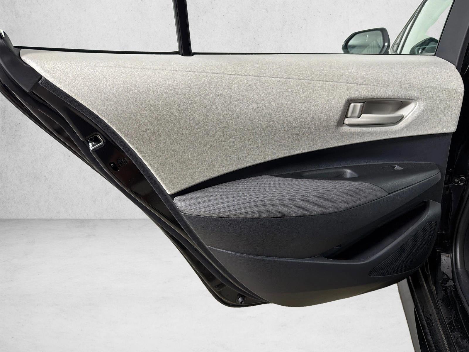 Used 2026 Midnight Black Met Toyota LE image 21