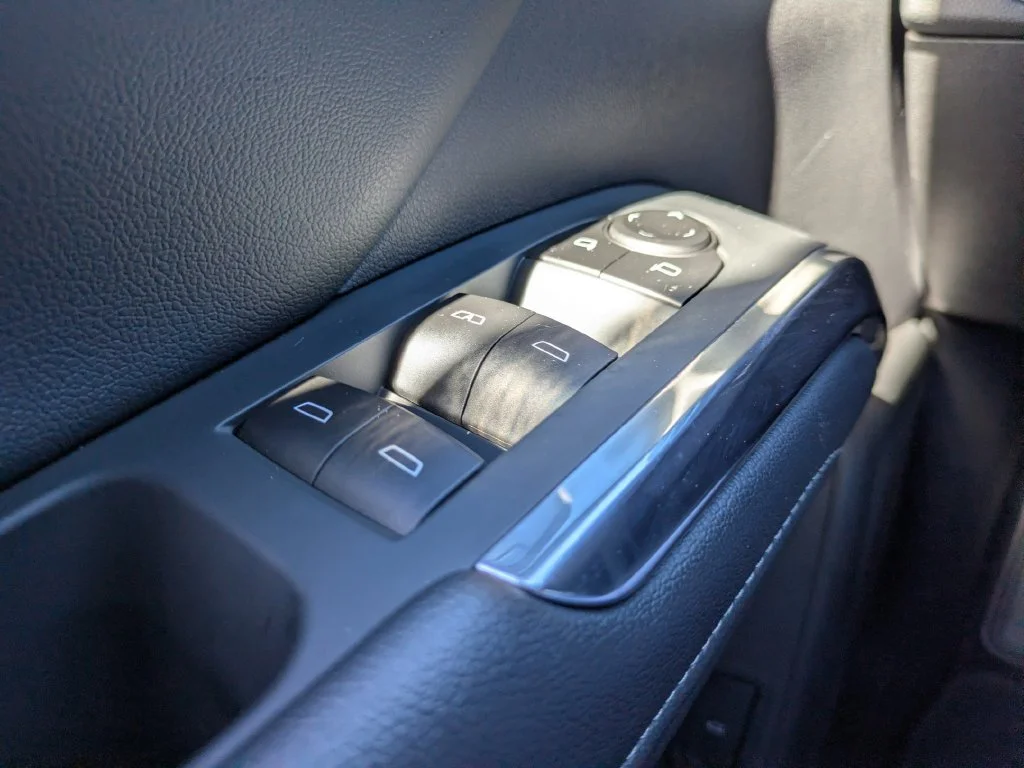 Used 2026 White Chevrolet LT image 28