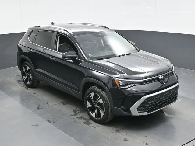 New 2026 Black Volkswagen 1.5T SE image 14