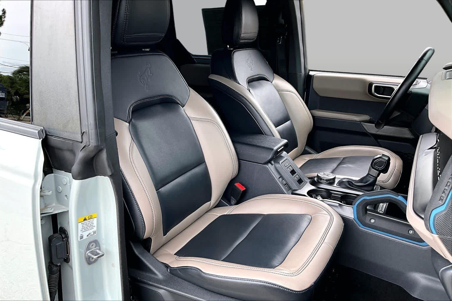 Used 2023 Cactus Gray Ford Wildtrak image 9