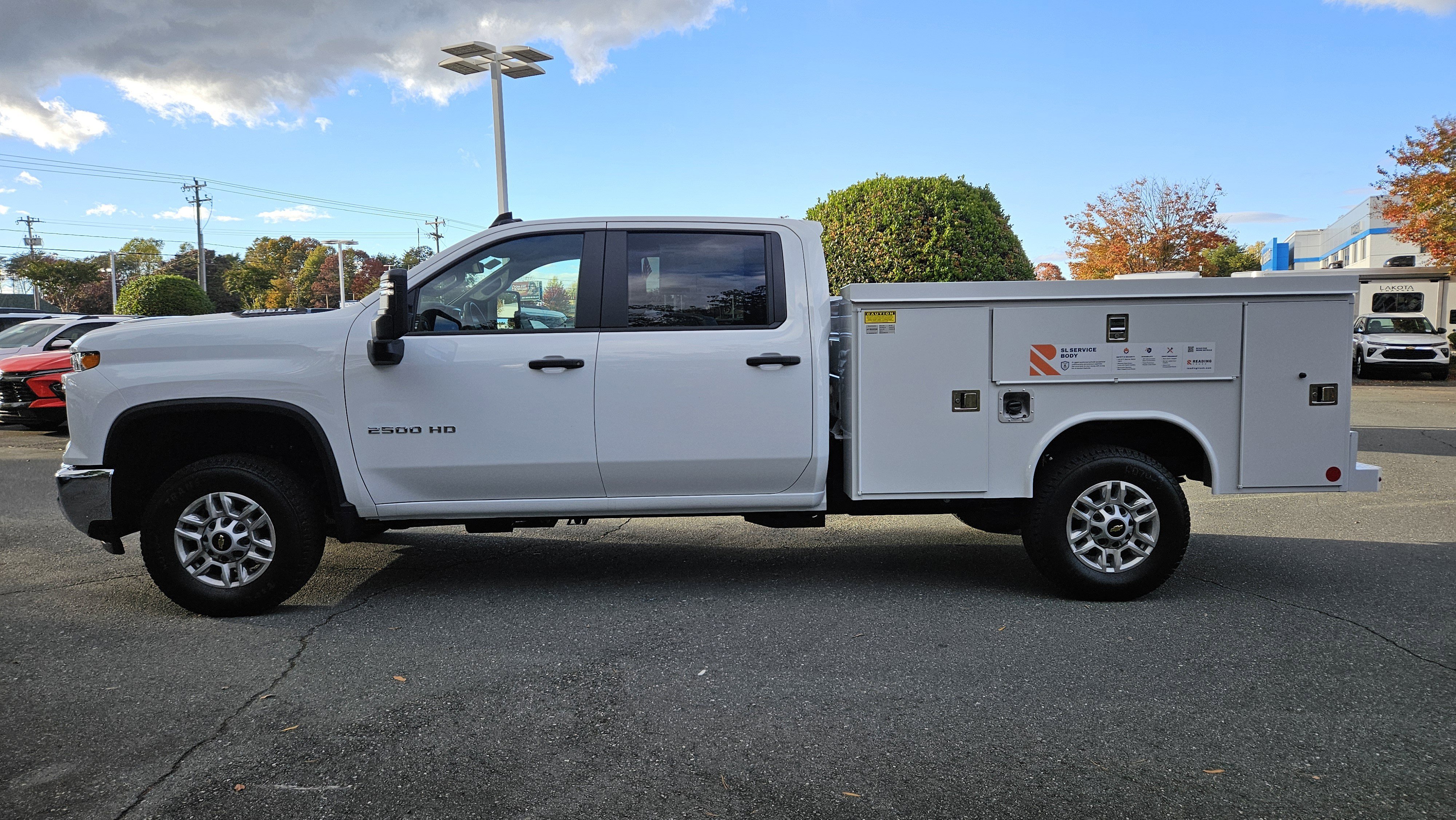 New 2026 Summit White Chevrolet WT image 2