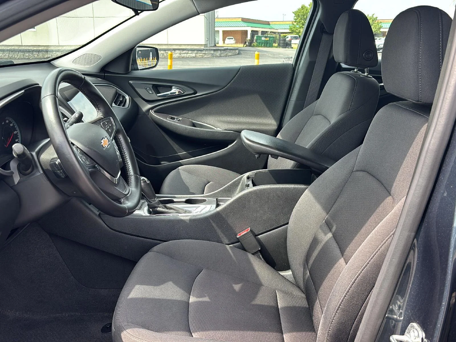 Used 2020 Shadow Gray Metallic Chevrolet RS image 28