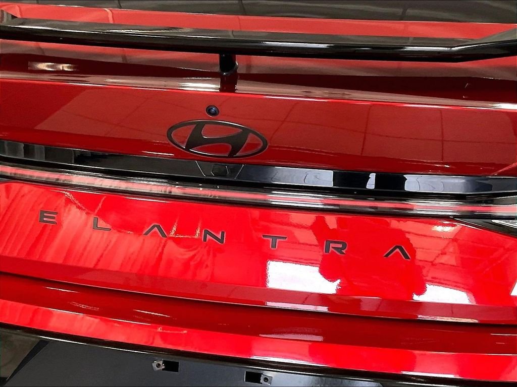 Used 2025 Red Hyundai Base image 29