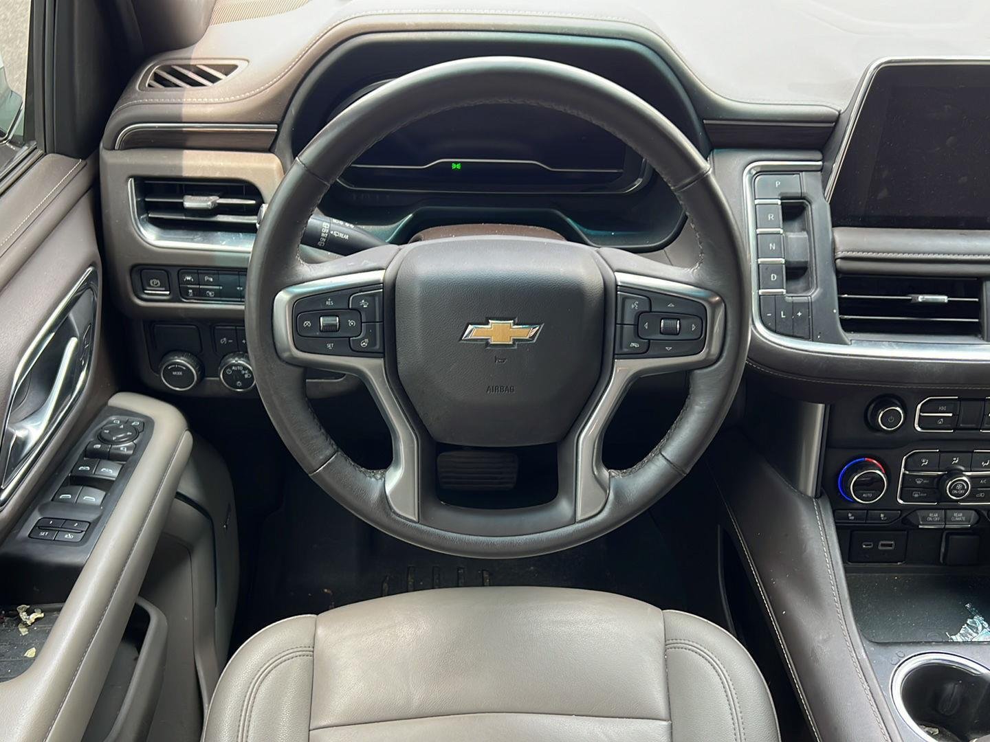 Used 2022 Summit White Chevrolet LT image 7