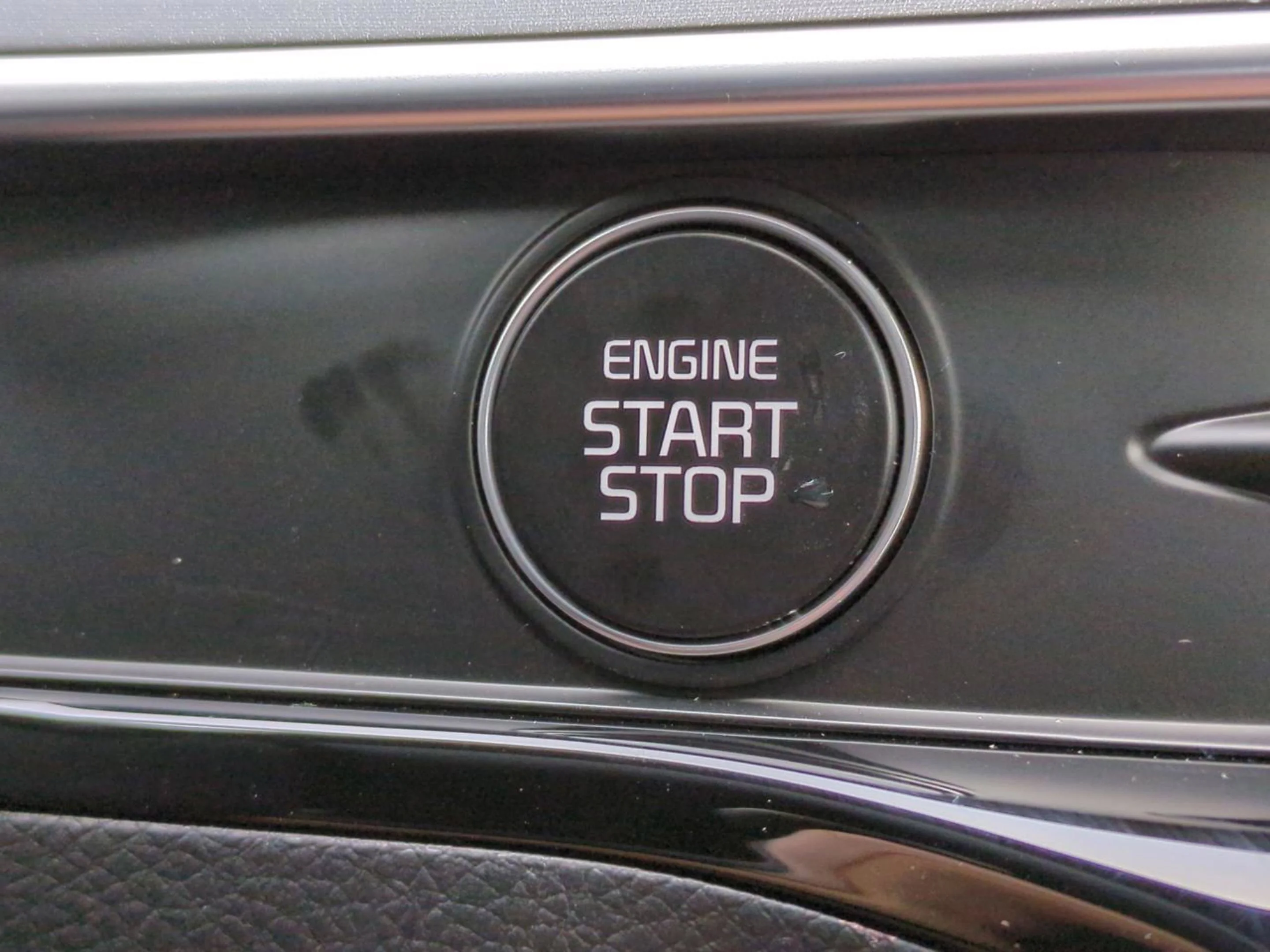 New 2026 Wolf Gray Kia GT-Line image 33