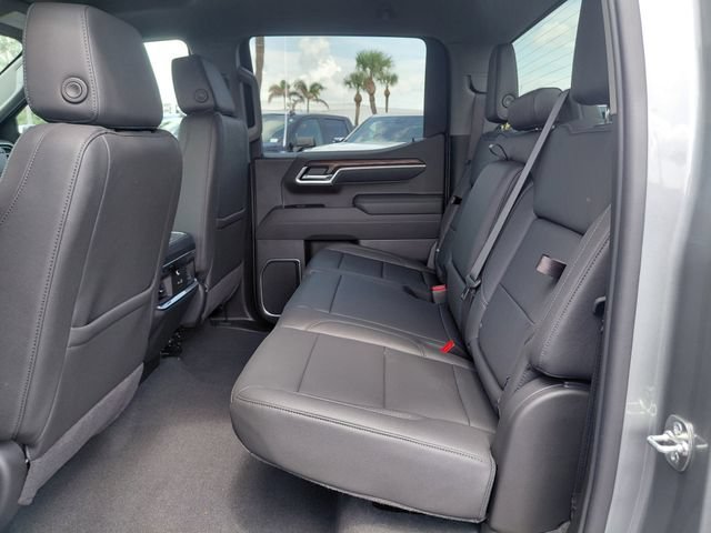 2026 GMC Sierra 1500 SLT - Photo 13