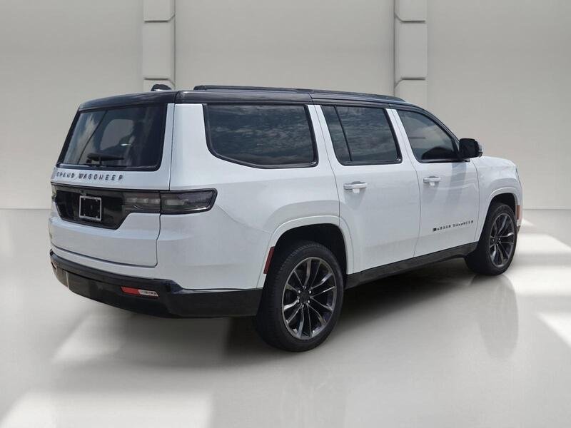 Used 2025 Bright White Clearcoat JEEP SERIES III OBSIDIAN 4X4 image 5
