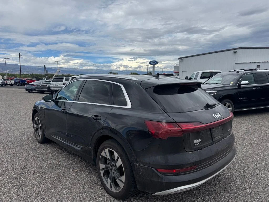 Used 2021 Black Metallic Audi Premium Plus image 7