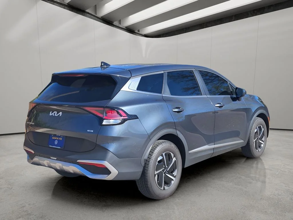 Used 2023 Gravity Gray Kia LX image 3