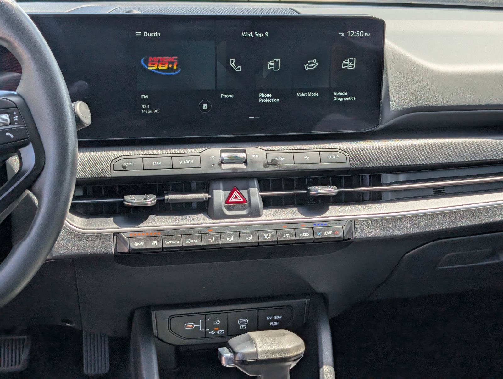Used 2025 Morning Haze Kia LXS image 13