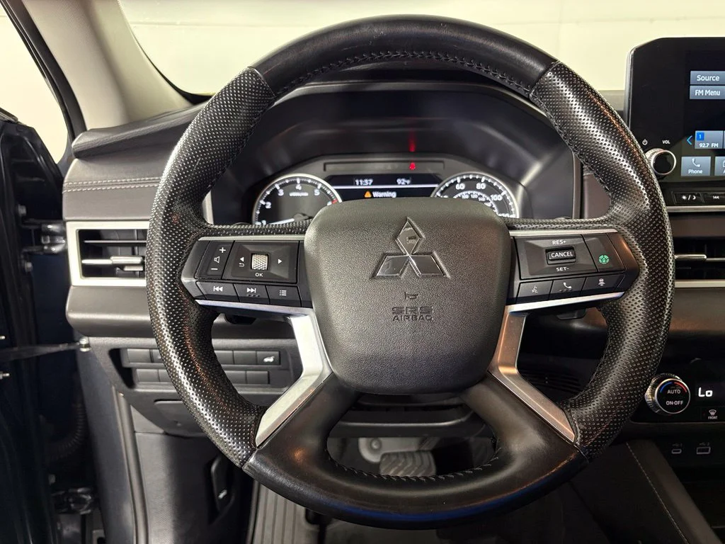 Used 2024 Gray Mitsubishi SE image 16