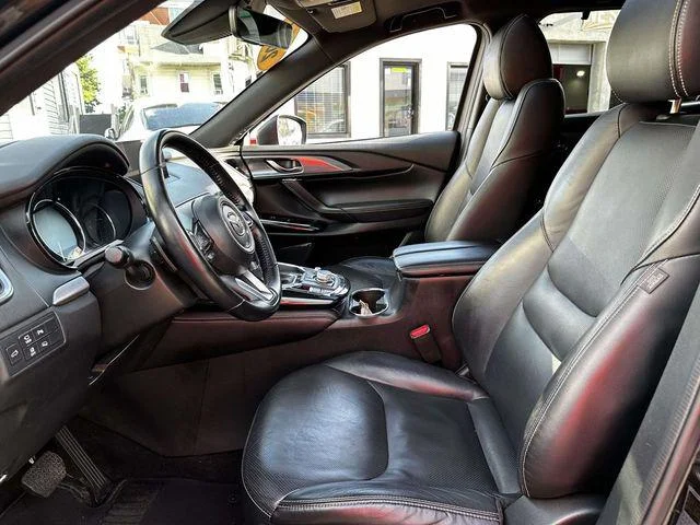 Used 2021 Jet Black Mica Mazda Grand Touring image 17