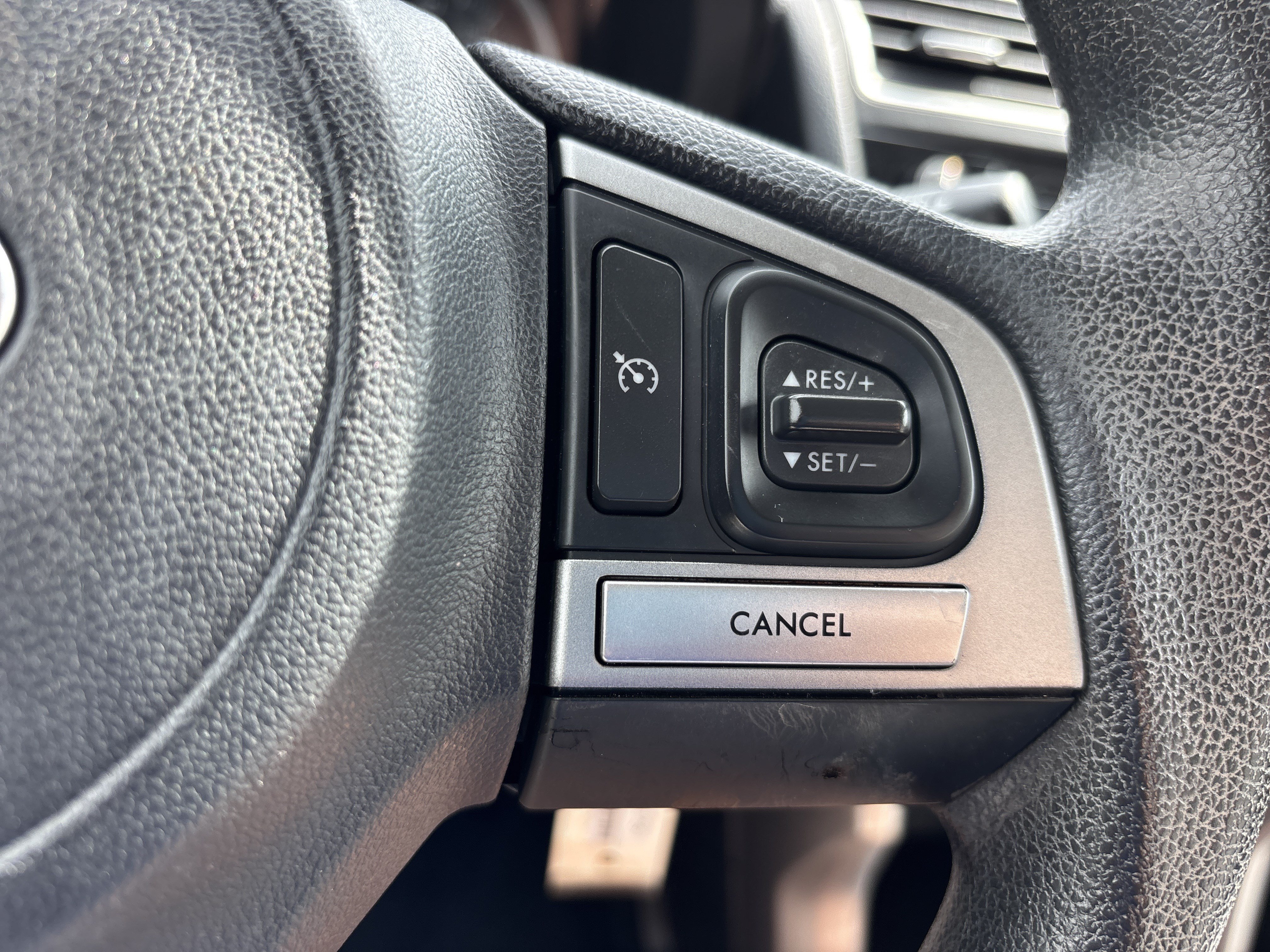 Used 2017 Crystal White Pearl Subaru 2.5i Premium AWD image 26