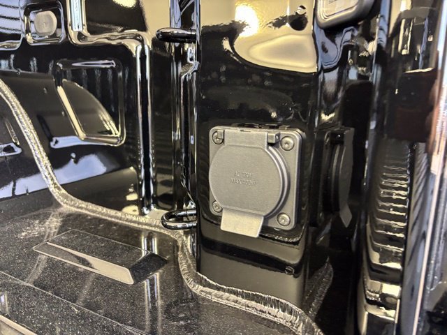 New 2026 Onyx Black GMC SLE image 34