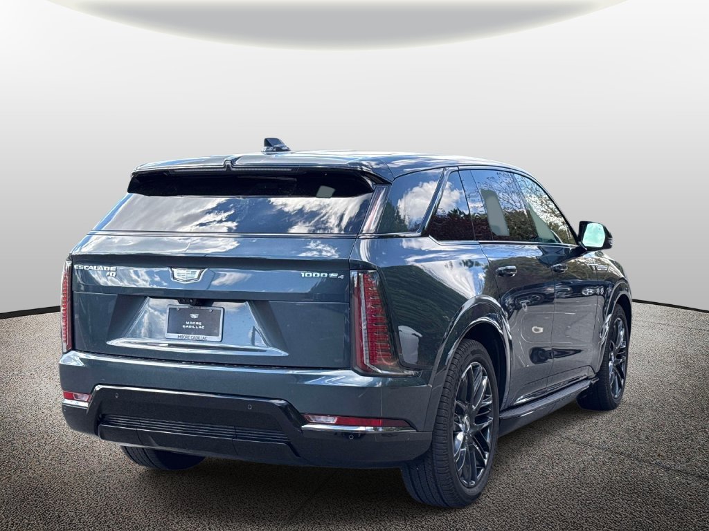 Used 2025 Cadillac Escalade IQ Sport 2 with VIN 1GYTEFKLXSU107779 for sale in Chantilly, VA