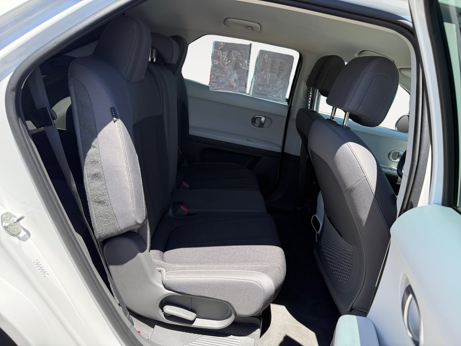 Certified Used 2024 Atlas White Hyundai SEL image 18