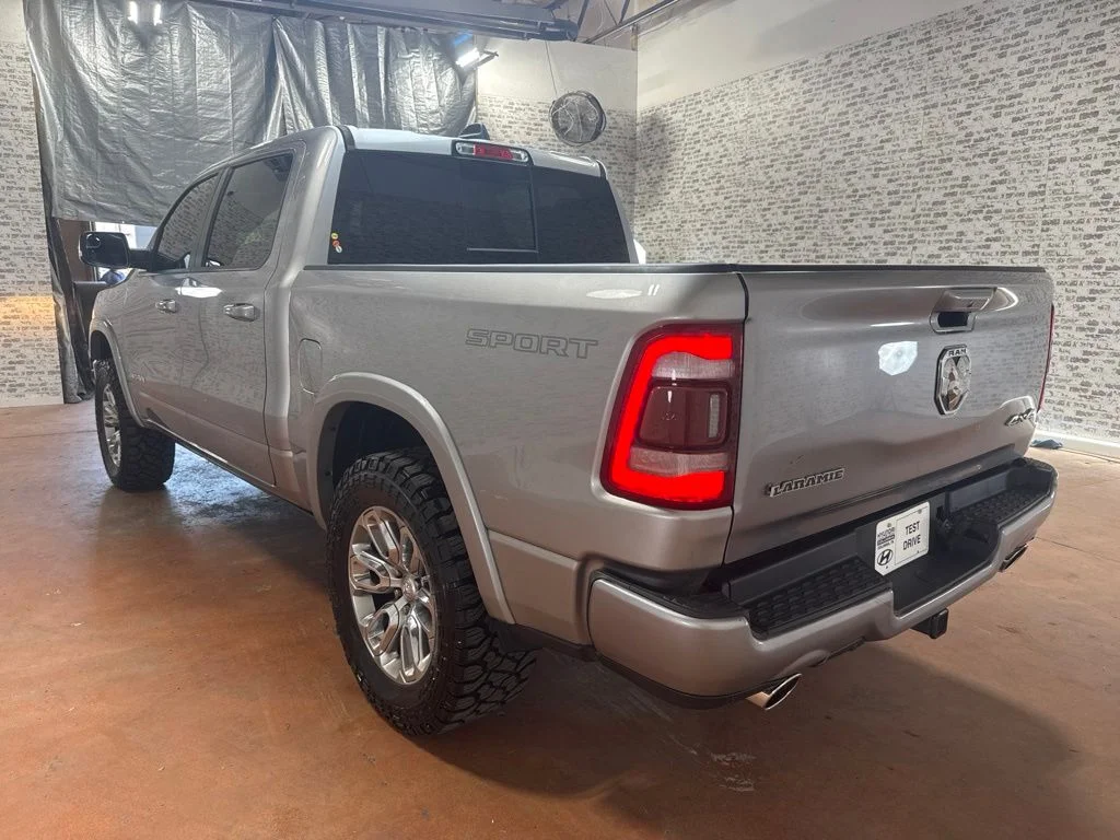 Used 2022 Billet Silver Metallic Clearcoat Ram Laramie image 5