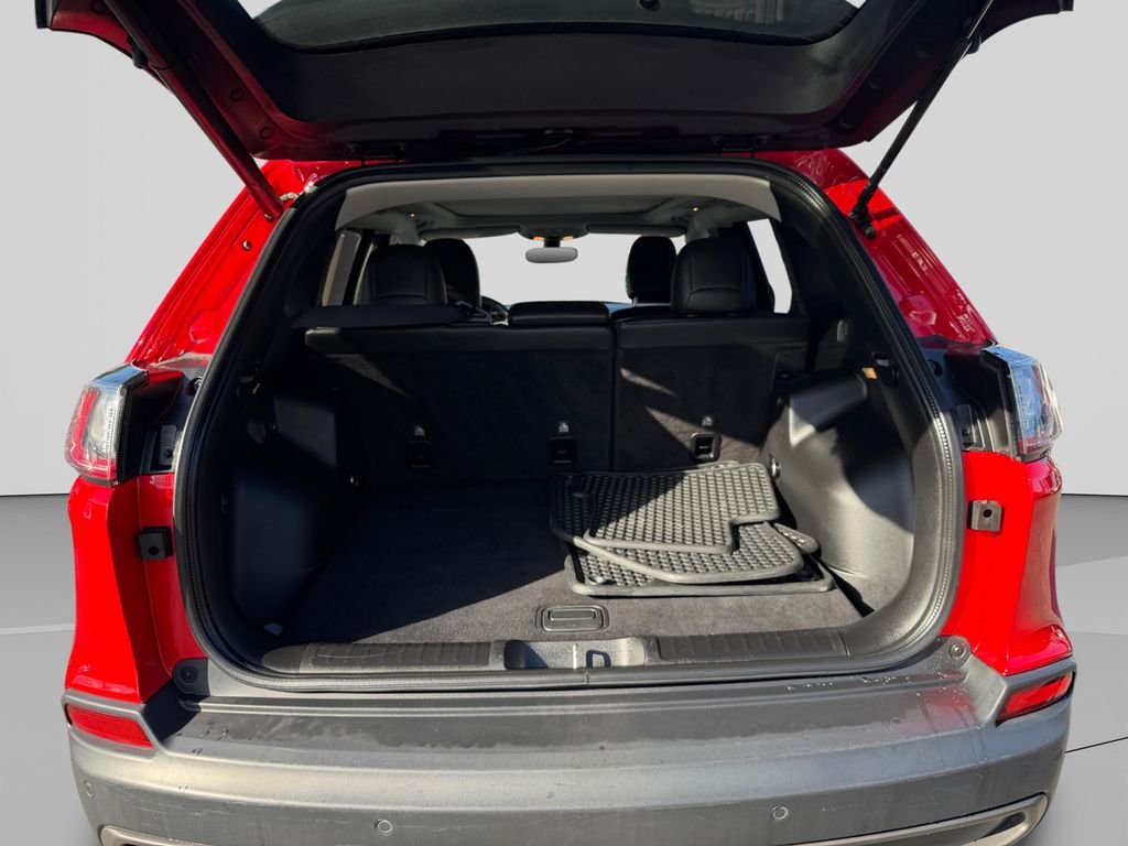 Used 2019 Red Jeep Trailhawk image 19