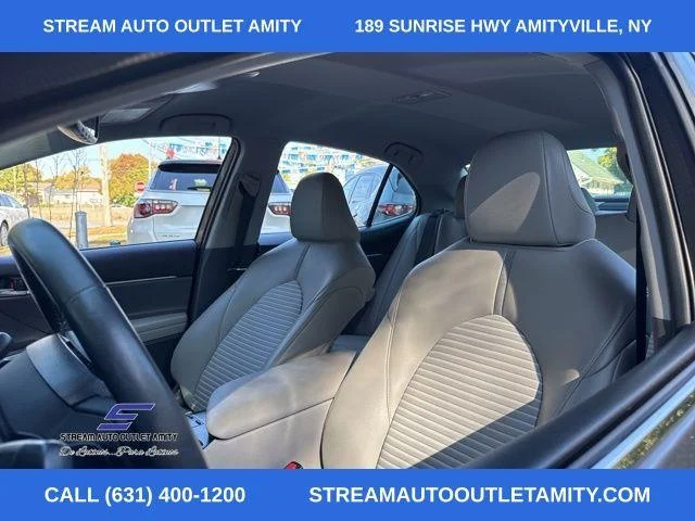 Used 2020 Gray Toyota SE image 32