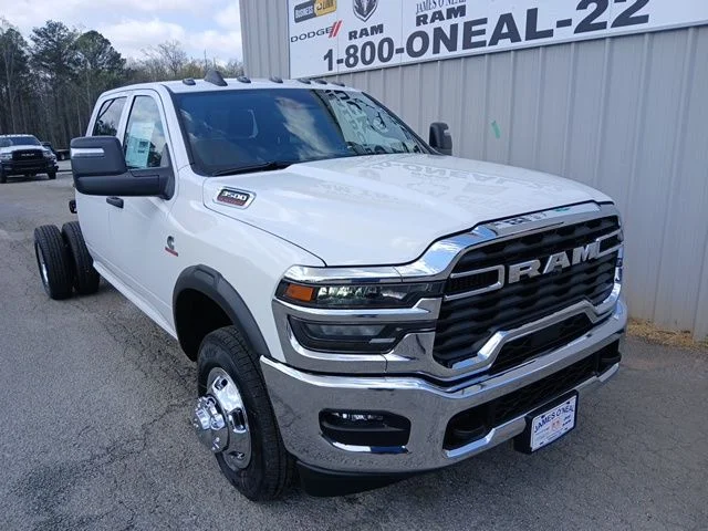 2026 RAM 3500 Tradesman 4X4 Crew Cab's photo