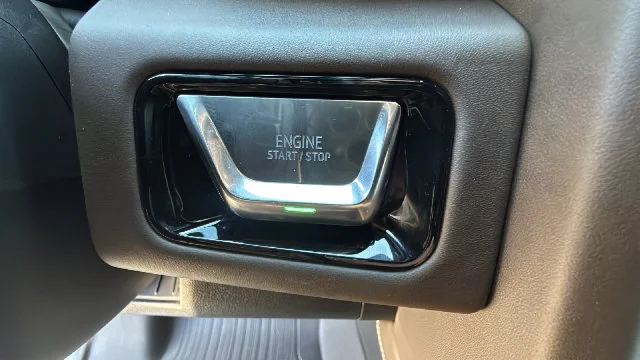 2027 GMC Yukon Denali Ultimate - Photo 17