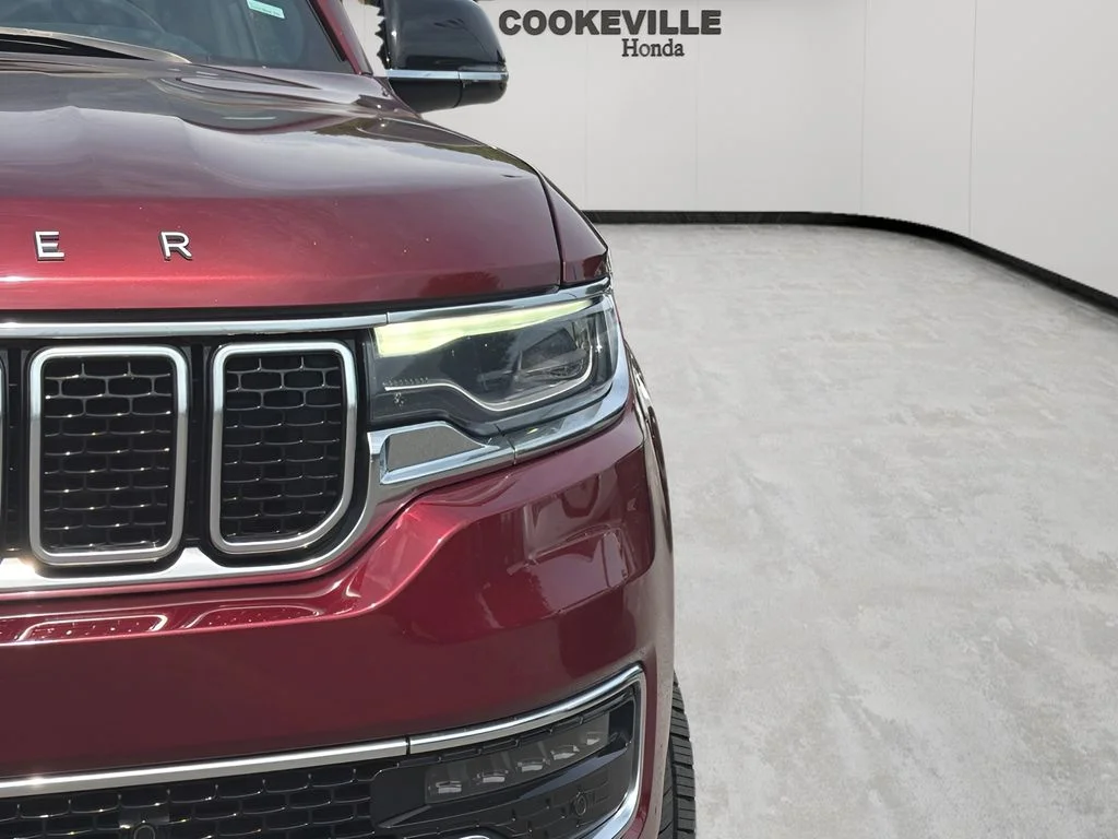 Used 2024 Velvet Jeep Series II image 4