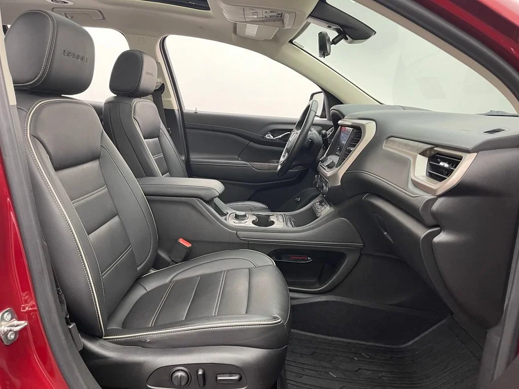 Used 2021 CAYENNE RED TINTCOAT GMC Denali image 36