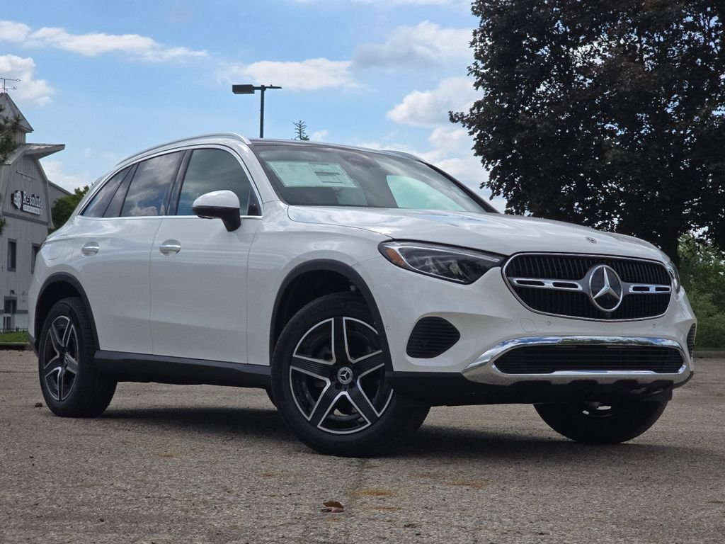 2026 Mercedes-Benz GLC GLC 300 4MATIC's photo