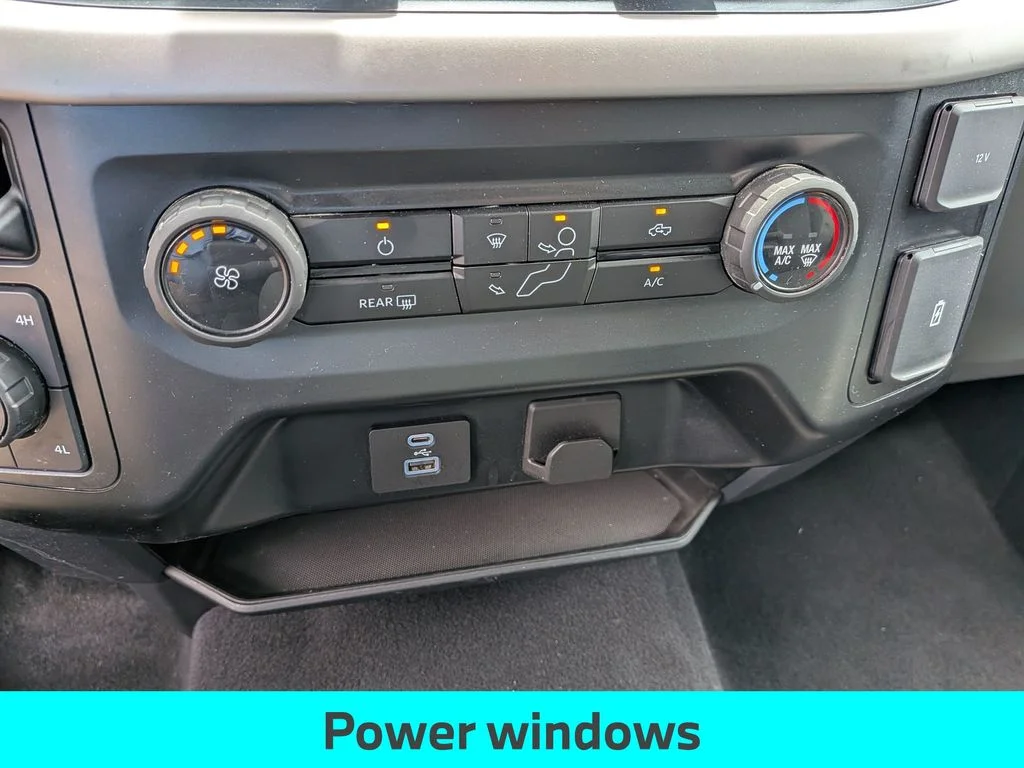 Used 2023 Silver Ford XLT image 21
