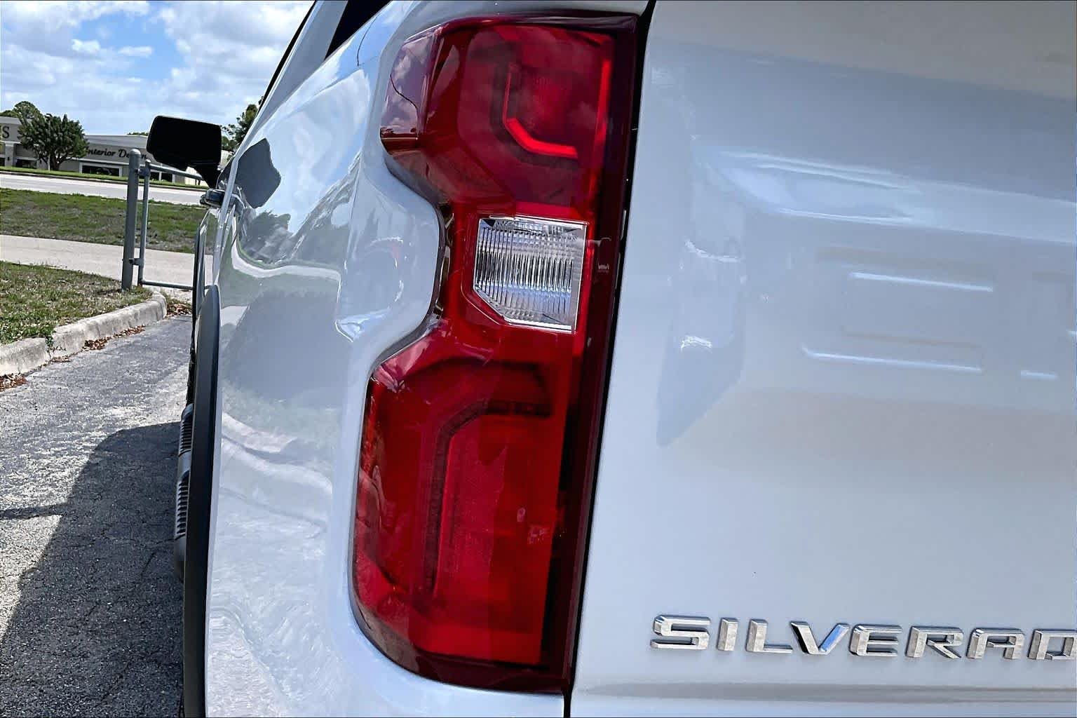 Used 2026 Summit White Chevrolet ZR2 image 29