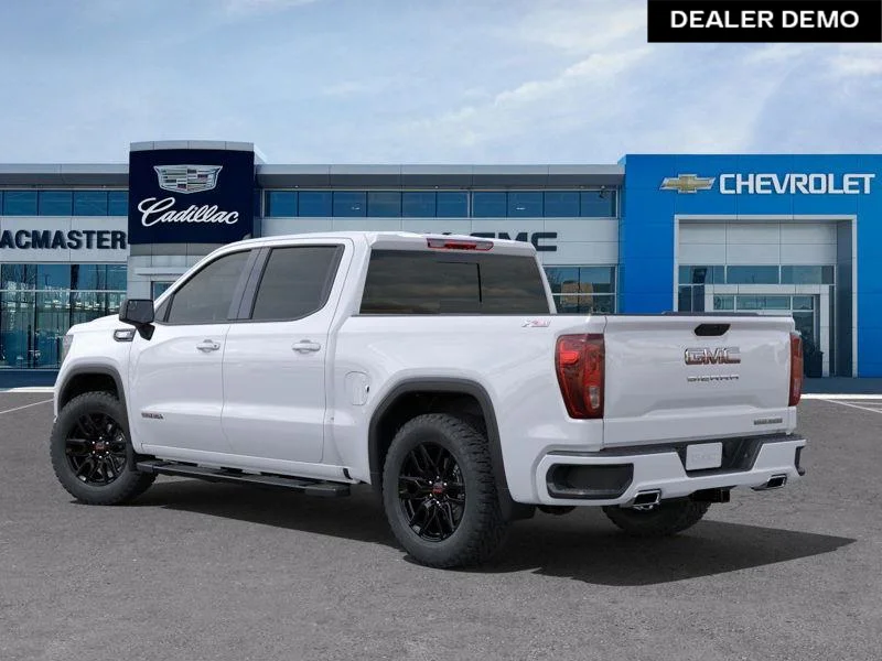 Used 2025  GMC Elevation image 3